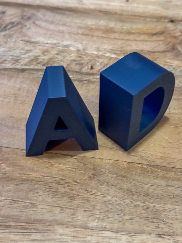 Unieke 3D geprinte gevel letters op maat 50mm dik - Afbeelding 2